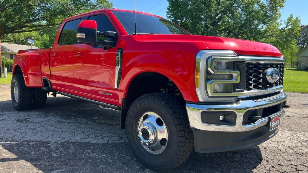 How Much Does a Ford F350 Dually Weigh? A Comprehensive Guide